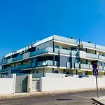 アパート Apartment, La Tejita. *